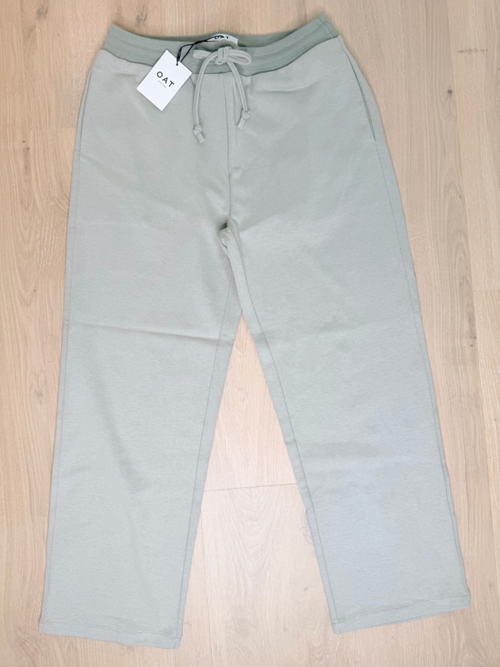 NWT ✨ OAT Green Cotton Sweatpants Sz Medium
